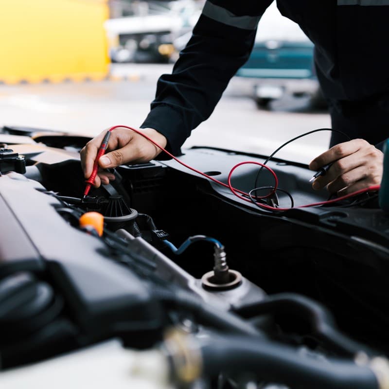 Mecánicos expertos en nuestro taller eléctrico en Pontedeume