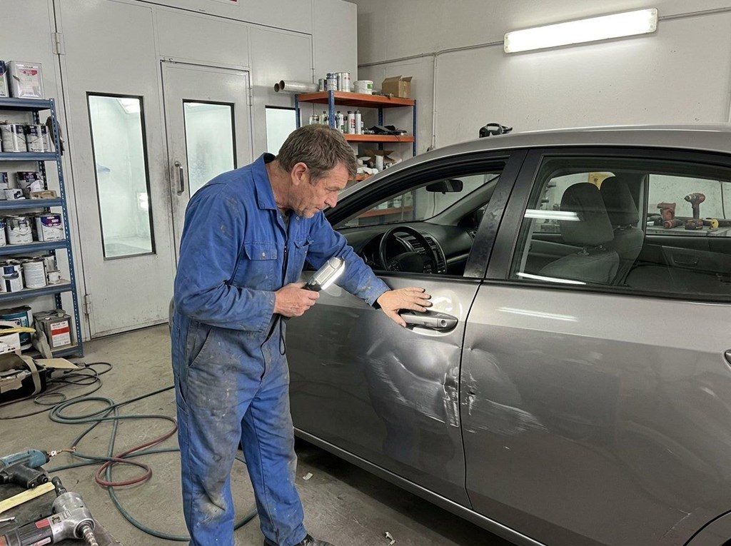 Foto 1 Reparación integral de daños de carrocería en Betanzos
